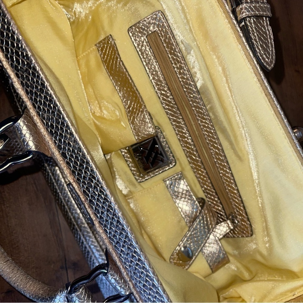 Max New York - cute gold slouchy boho bag - Picture 3 of 16